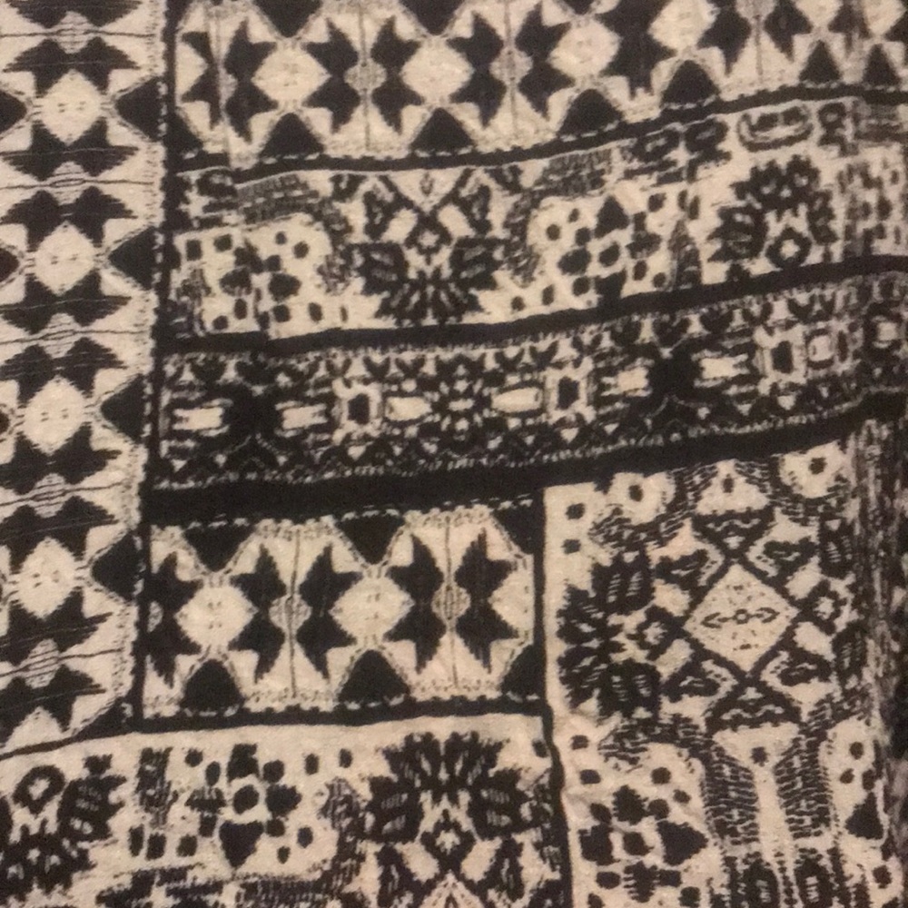 Patterned Tank top - Picture 2 of 2